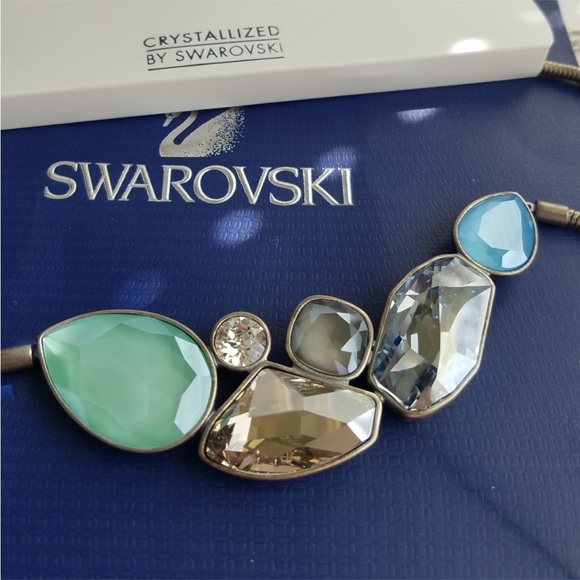 AUTHENTIC Swarovski Crystallized Green & Blue Multicolor Collar Necklace NWT - Picture 3 of 10